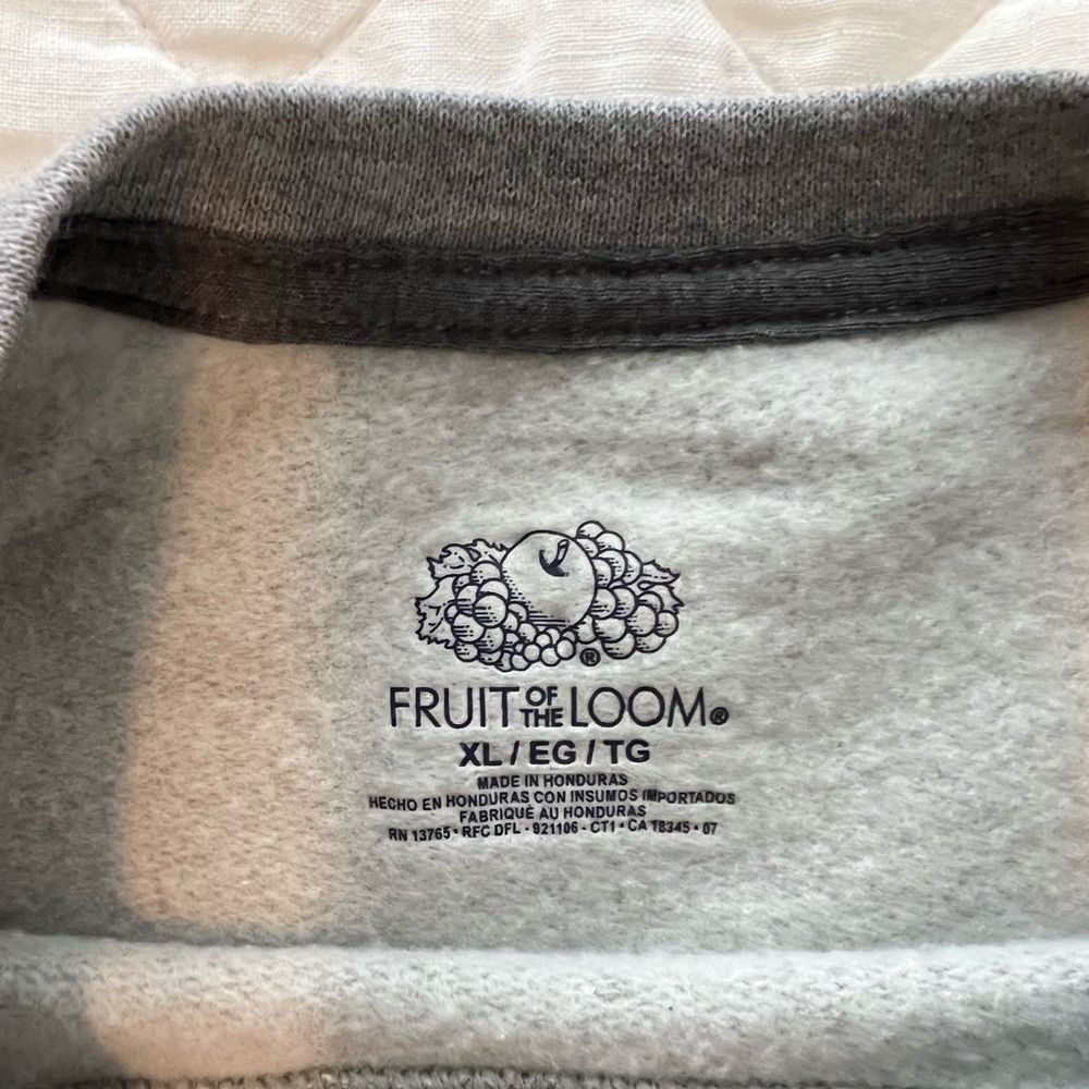 Fruit of the Loom Gray Crewneck Sweatshirt - Picture 6 of 8